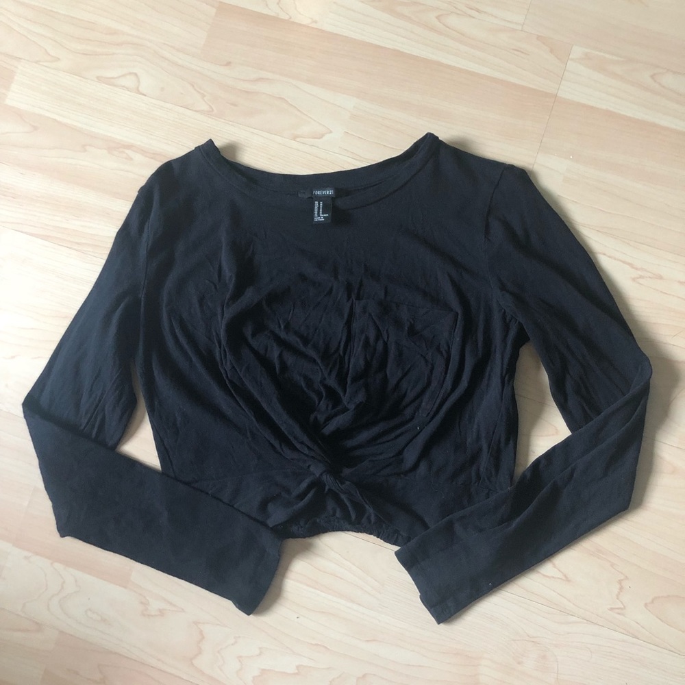 Black knotted long sleeve